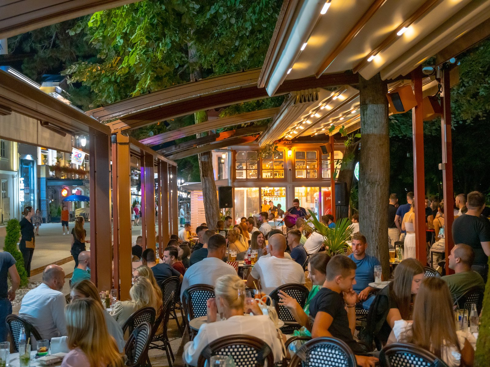 Lima Bistro Galerija